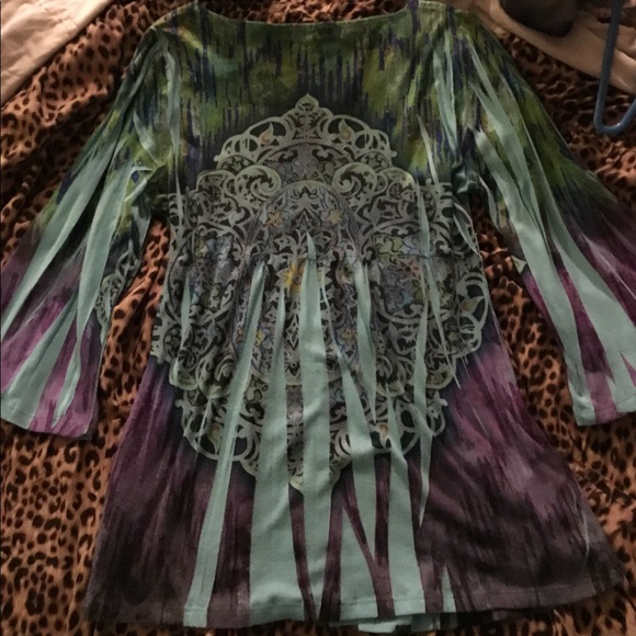 Women’s blouse - Picture 2 of 3